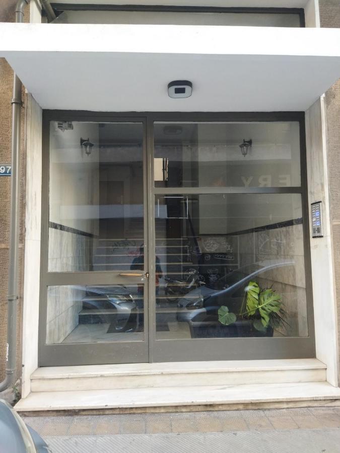 Supreme With Balcony By Cloudkeys Appartement Athènes